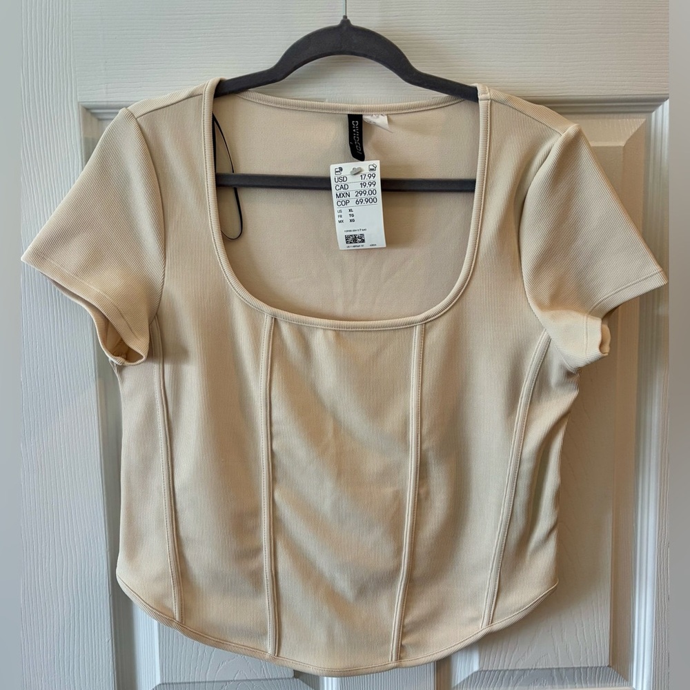 H&M Cream Short Sleeve Crop Top